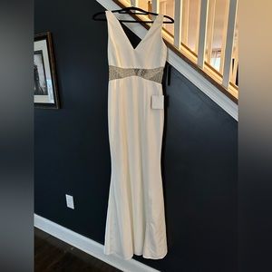 New tags on Lulus dress